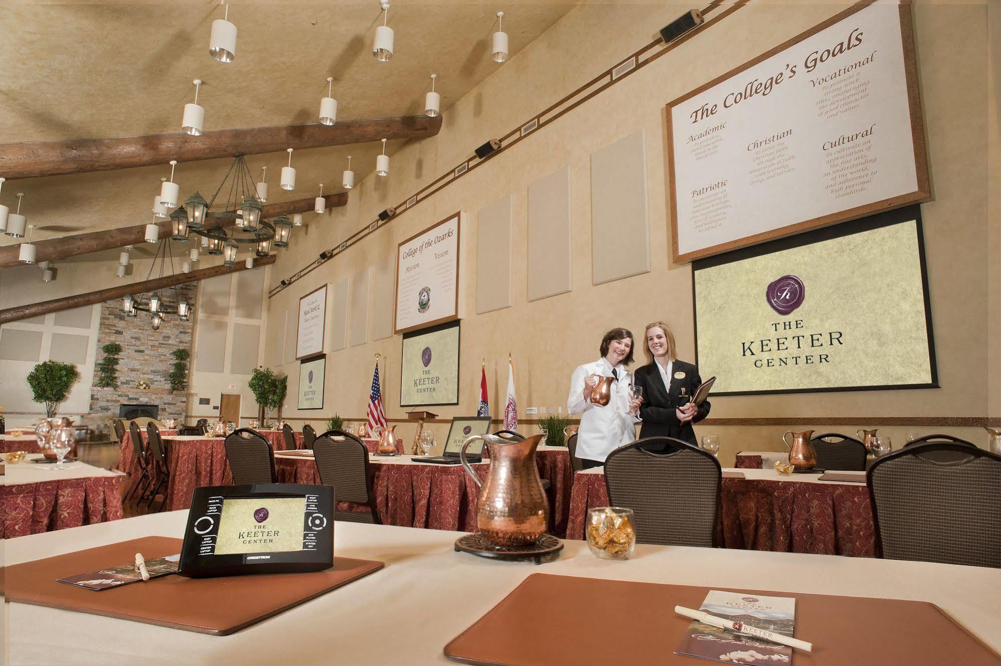 شقة هوليستر  في The Keeter Center At College Of The Ozarks المظهر الخارجي الصورة